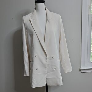 Rachel Zoe Cream Blazer with Wide Lapels and Double-Breasted Design